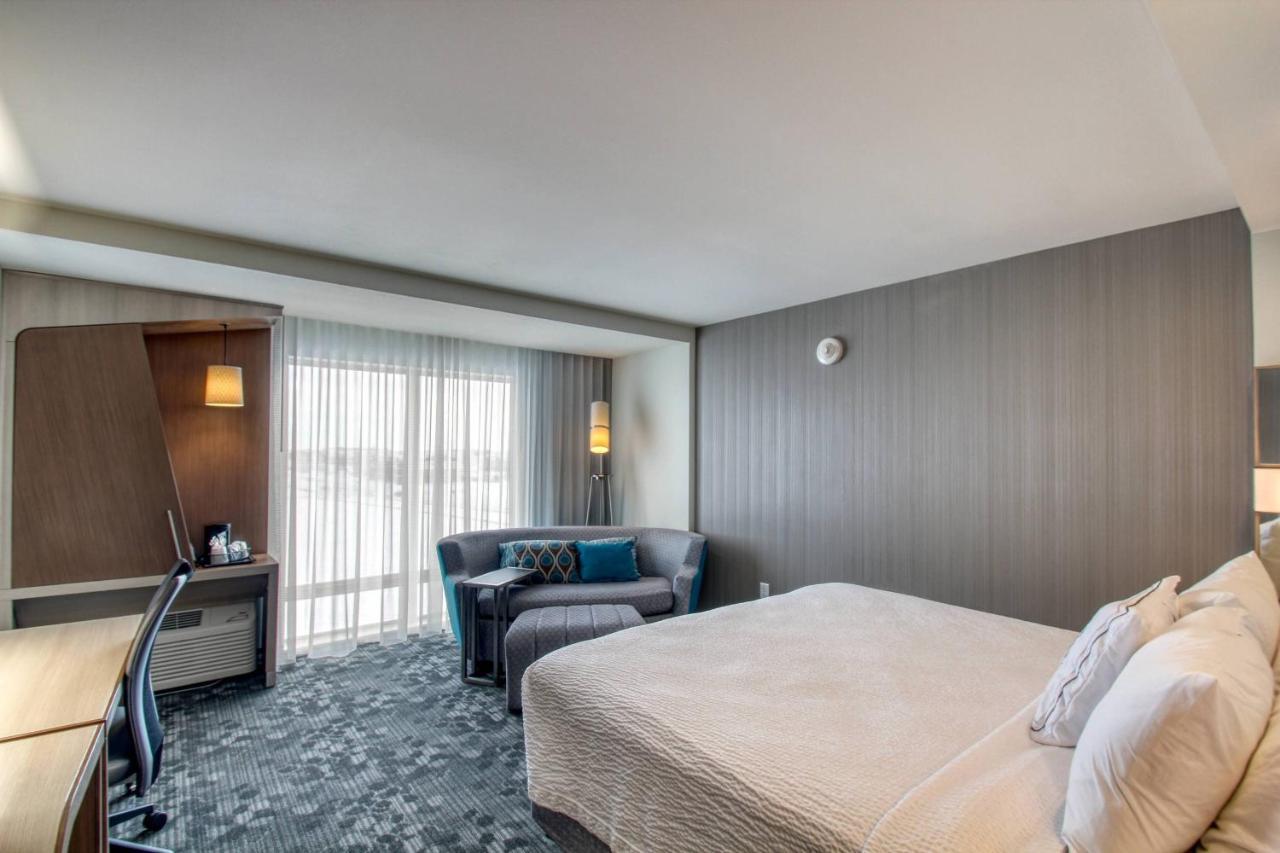 Courtyard By Marriott Fargo Hotell Eksteriør bilde