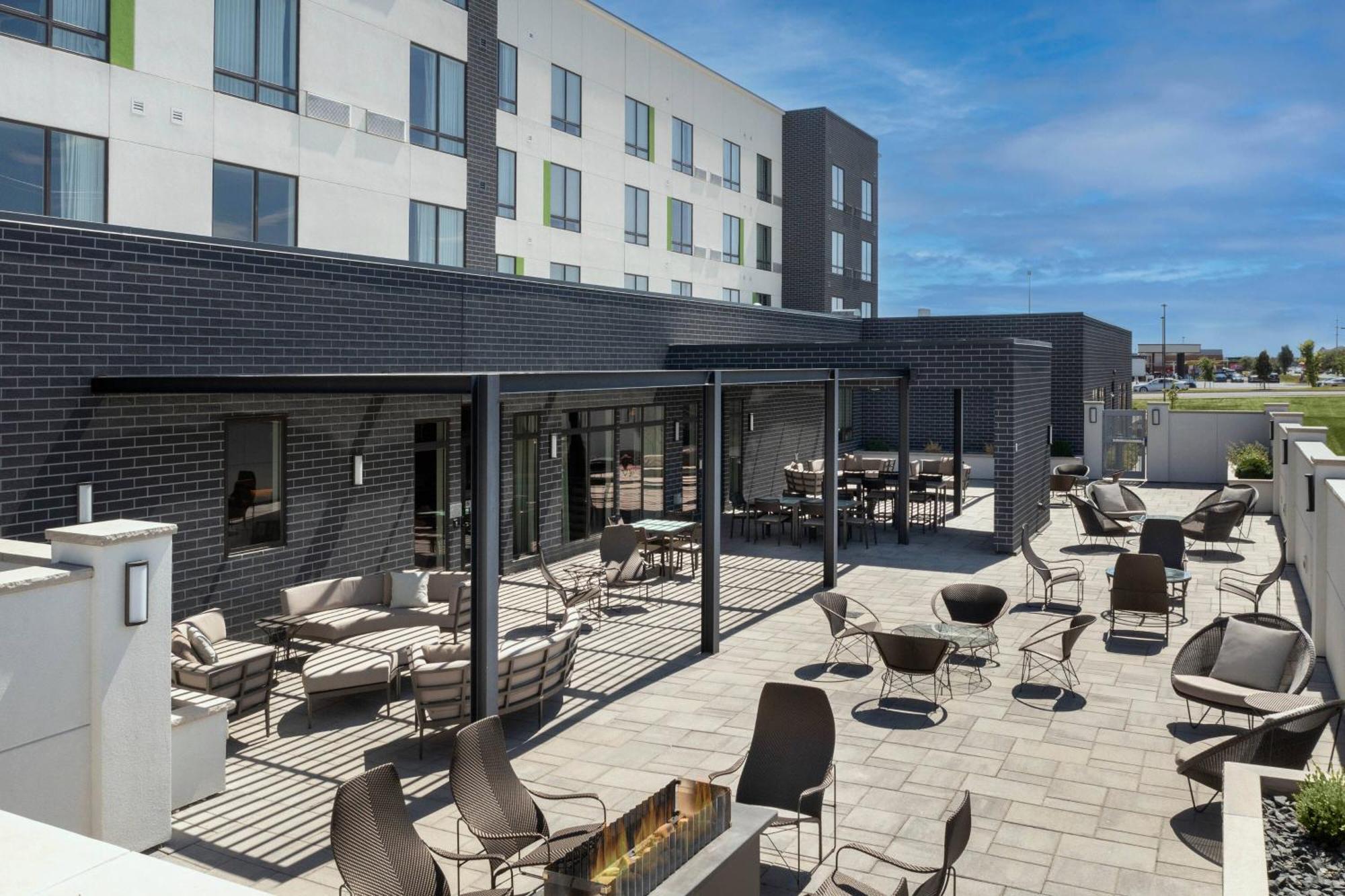 Courtyard By Marriott Fargo Hotell Eksteriør bilde